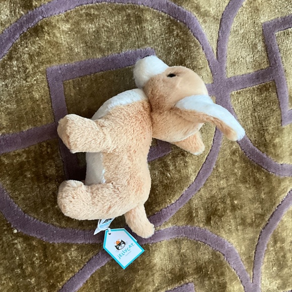 Jellycat Isobel Chihuahua - Picture 2 of 4